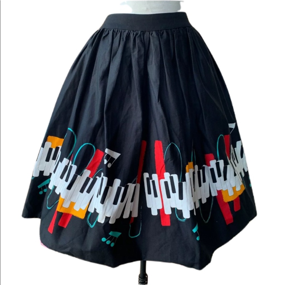 Collectif Vintage Womens Black & Piano Keys Design Flared Skirt Size 4 (…